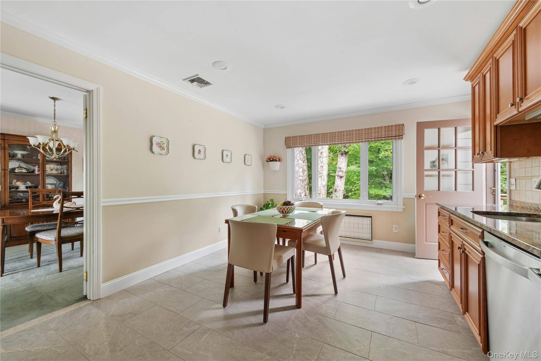 56 Holmes LN, Bedford, NY 10506
