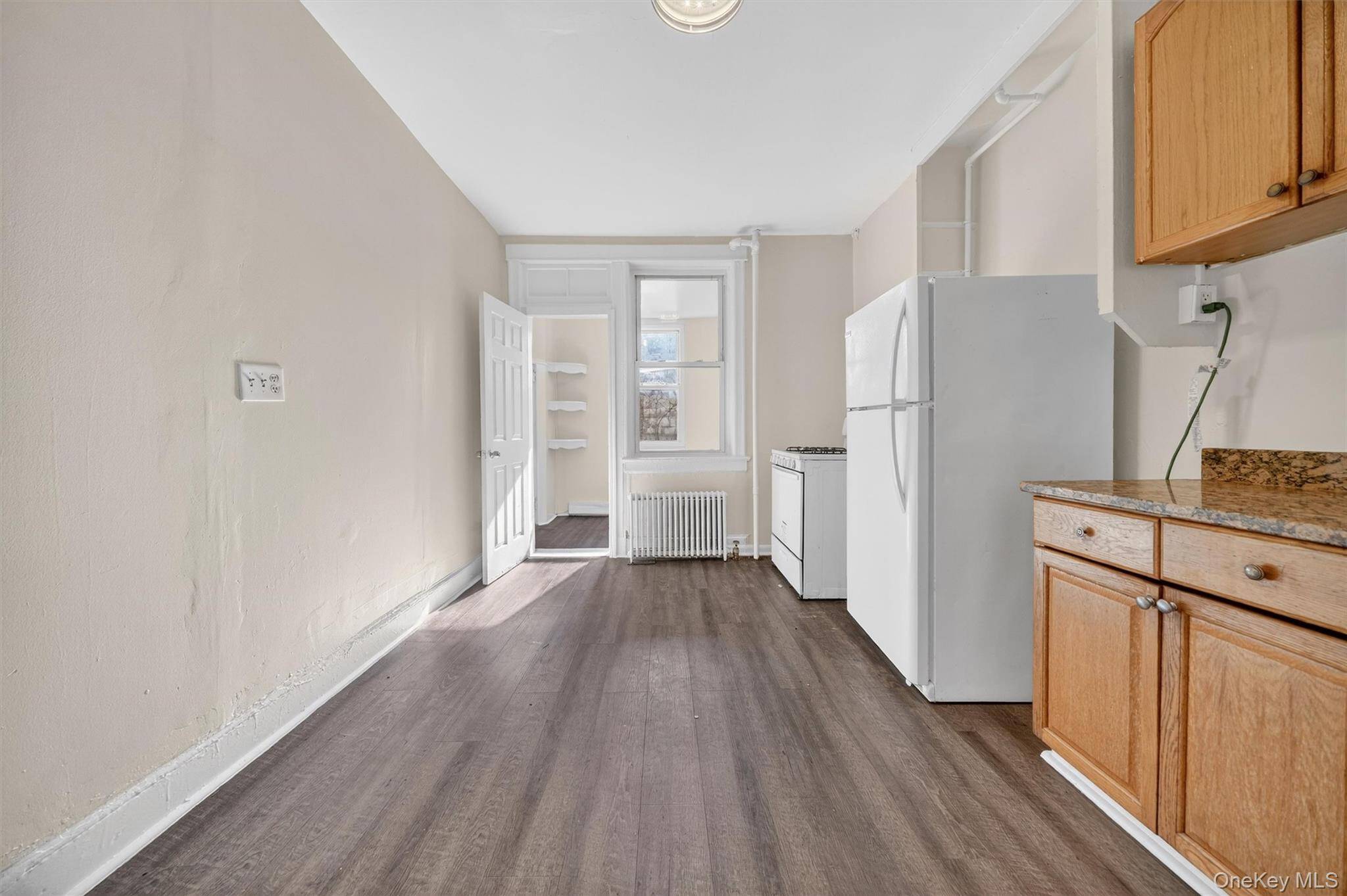 74 Oak ST #1A, Yonkers, NY 10701