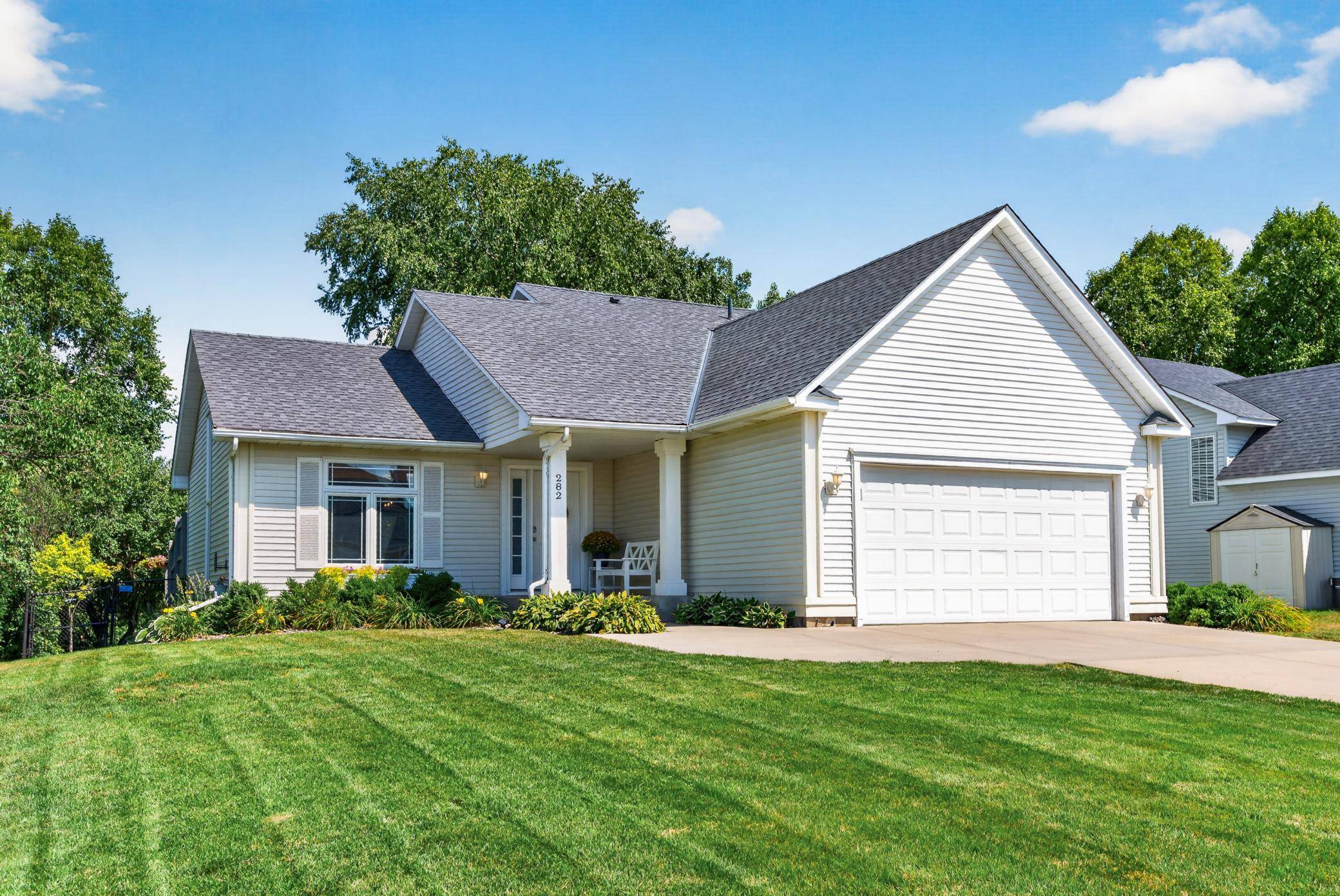 282 Cherry Hill TRL, Medina, MN 55340