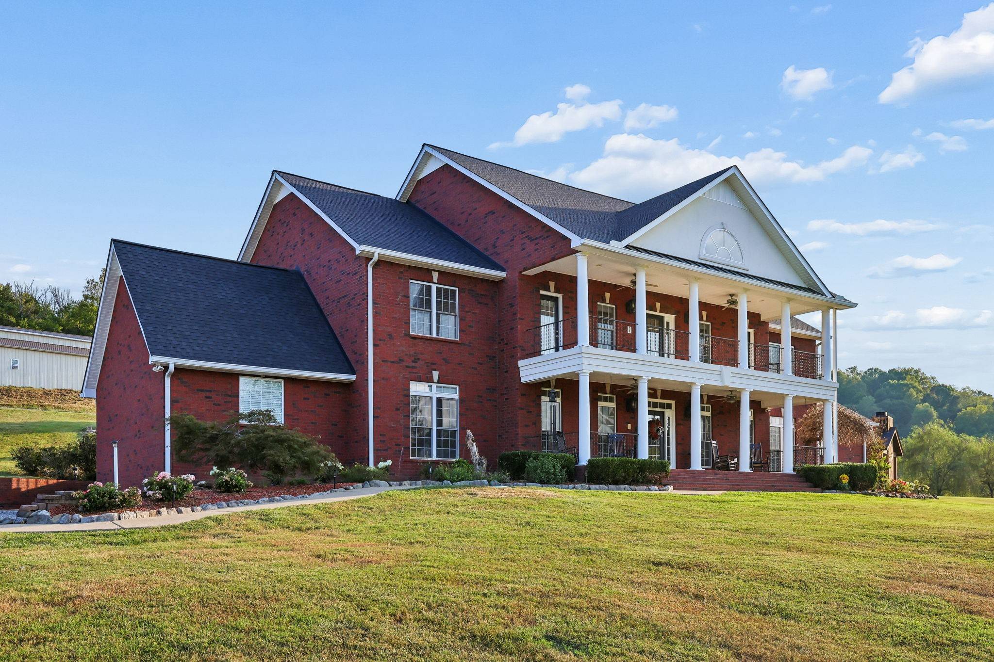 8565 Auburntown Rd, Auburntown, TN 37016