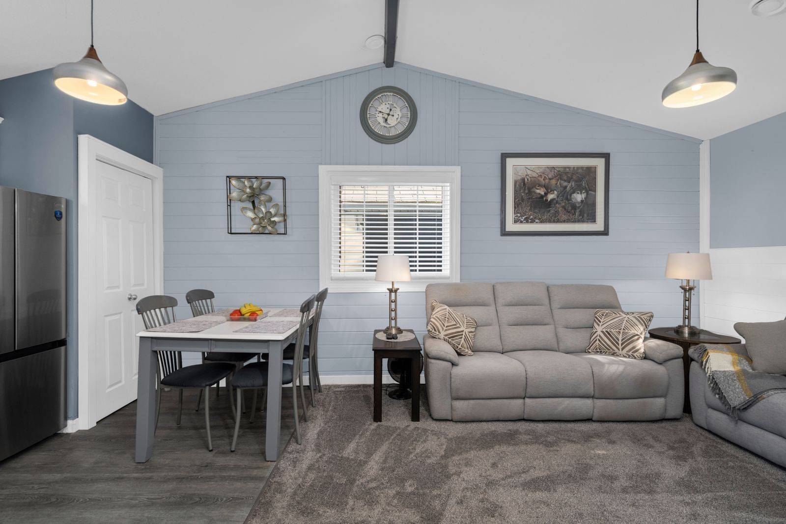18 Temagami TRL, Wasaga Beach, ON L9Z 1X7