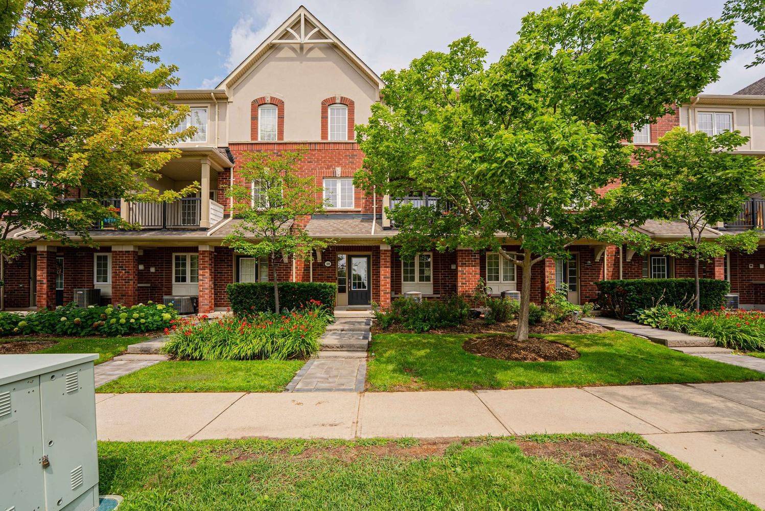 109 Georgian DR #21, Oakville, ON L6H 0E7