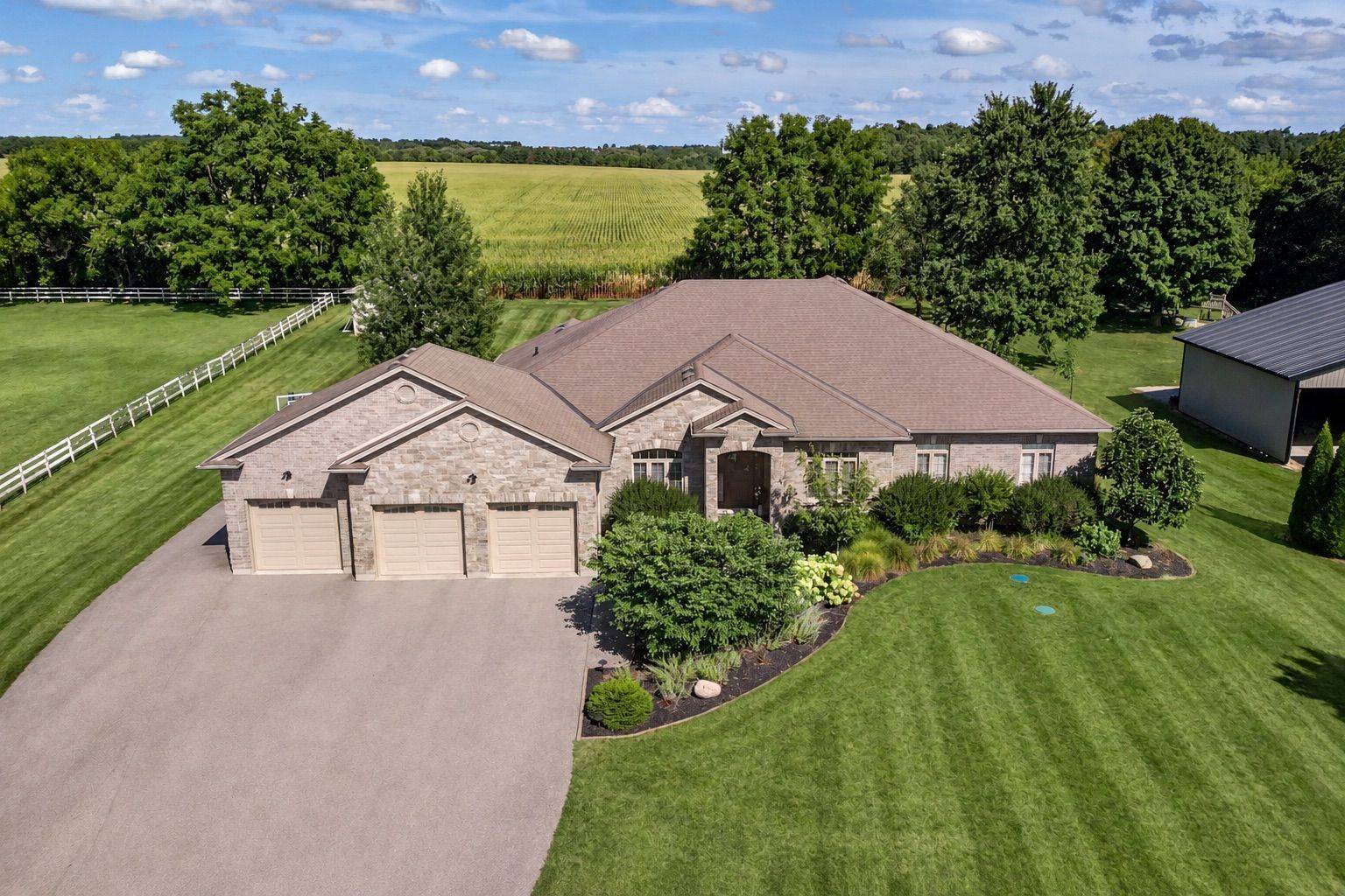 22060 Nissouri RD, Thames Centre, ON N0M 2P0