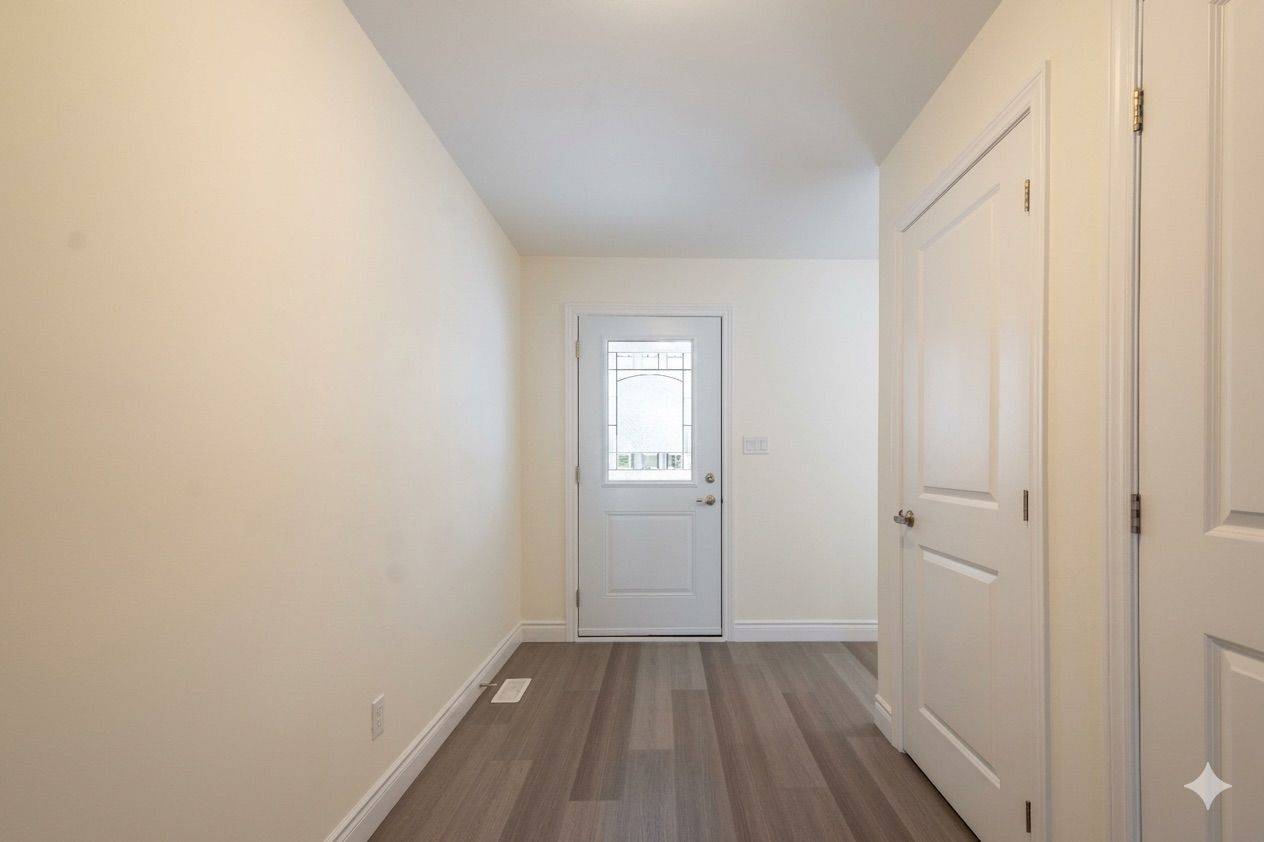 121 Farrington CRES, Prince Edward County, ON K0K 2T0