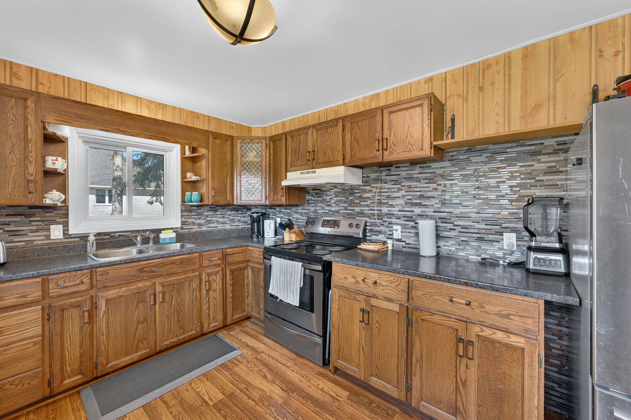 54 Bayview DR, Greater Napanee, ON K7R 3K8