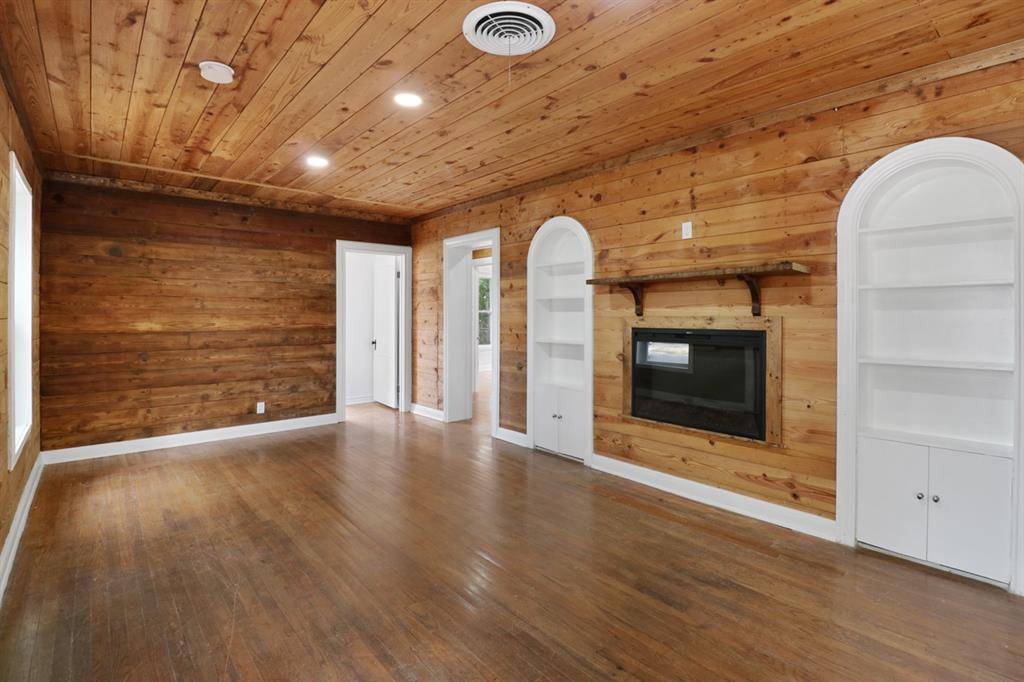 108 Miami Street, Coleman, TX 76834