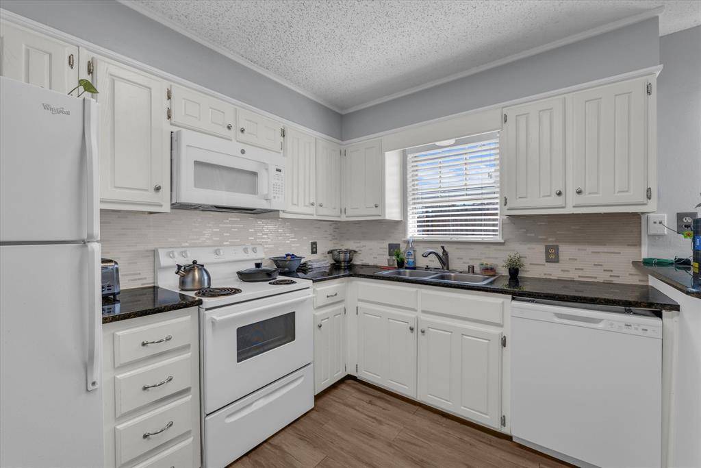 1349 S 11th Street, Waco, TX 76706