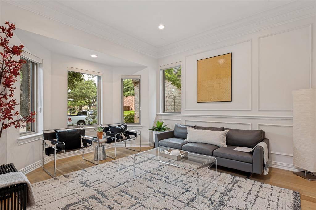 4035 Wembley Terrace, Dallas, TX 75220