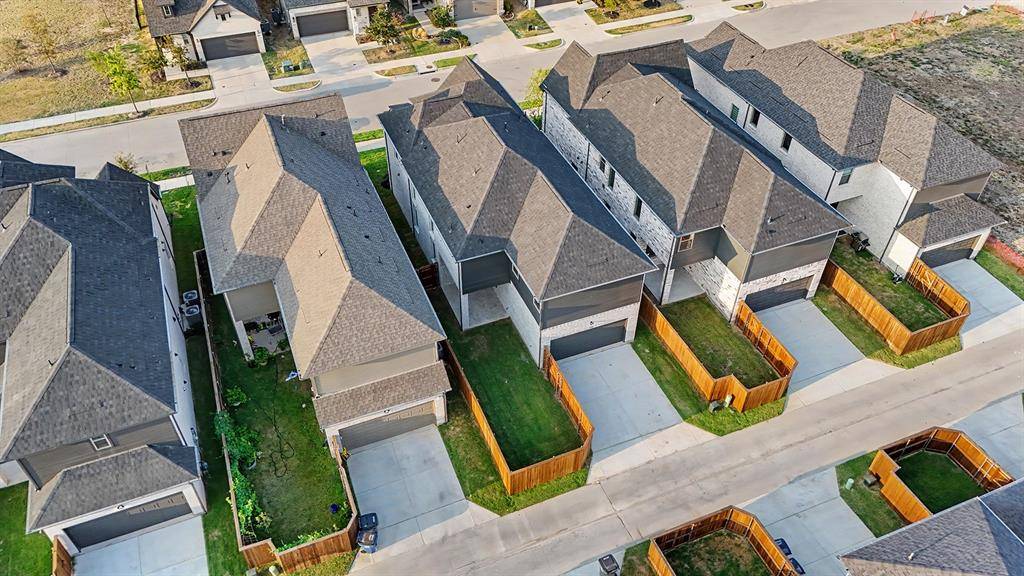 728 Caroline Drive, Celina, TX 75009