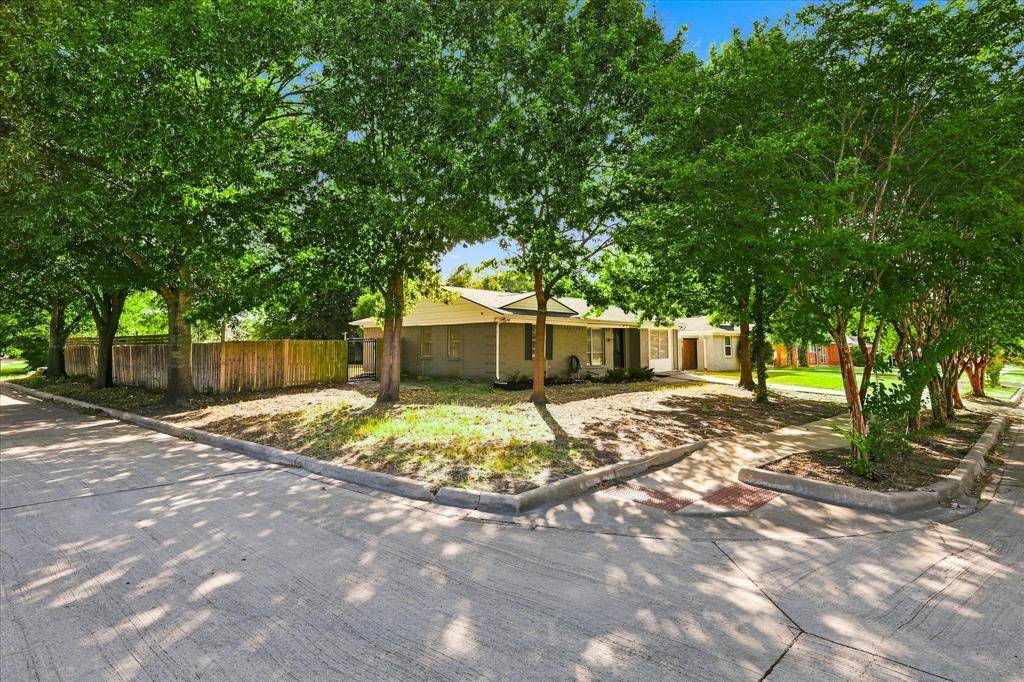 2129 Diane Drive, Mesquite, TX 75149