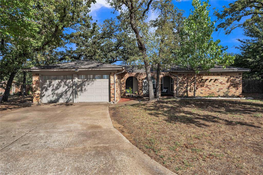 5511 Marshfield Court, Arlington, TX 76016