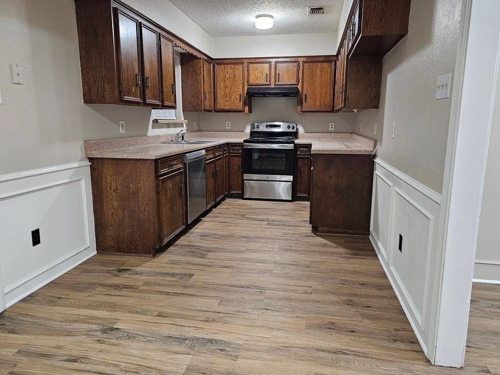 309 Christie Court, Irving, TX 75060