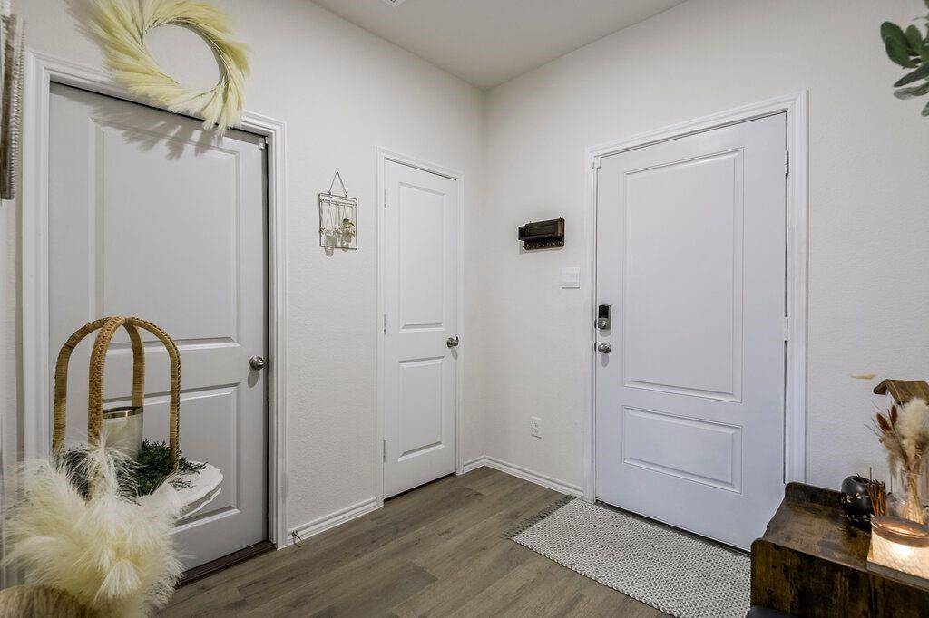 1110 Baldwin Lane, Ennis, TX 75119