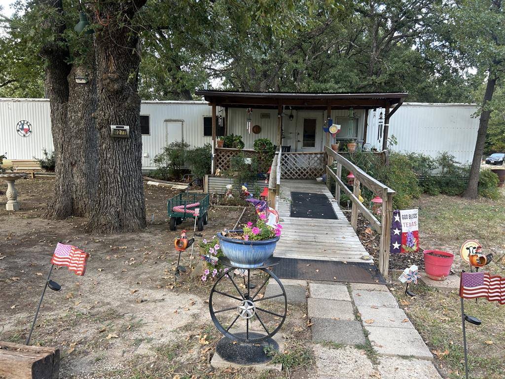 9277 Morris Drive, Hawk Cove, TX 75474