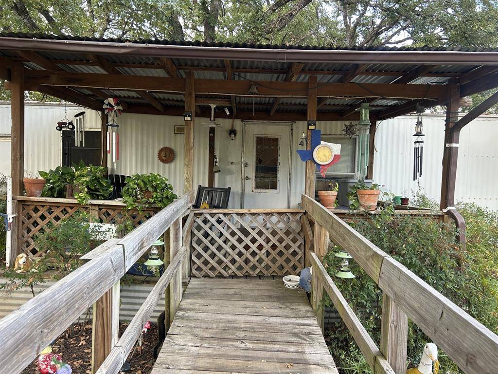 9277 Morris Drive, Hawk Cove, TX 75474