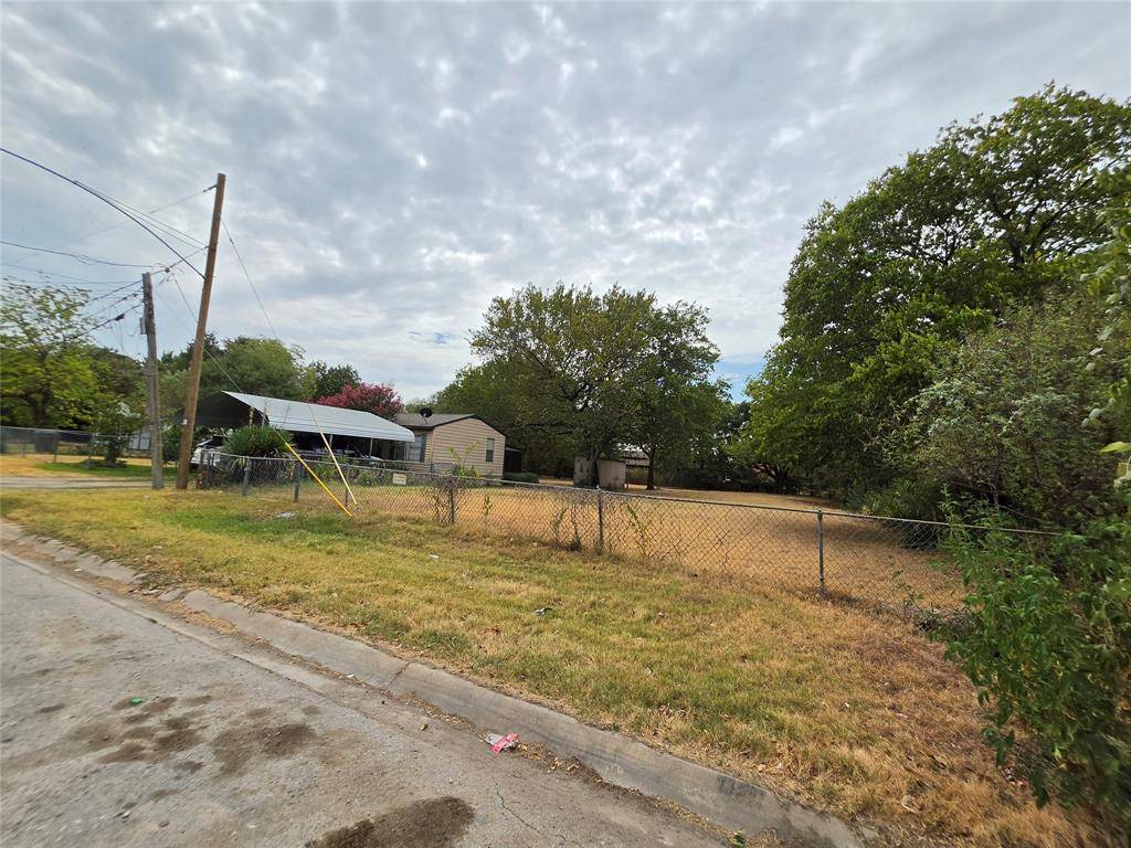 701 Angus Drive, Dallas, TX 75217