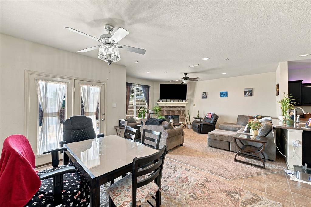 202 Belgian Street, Waxahachie, TX 75165