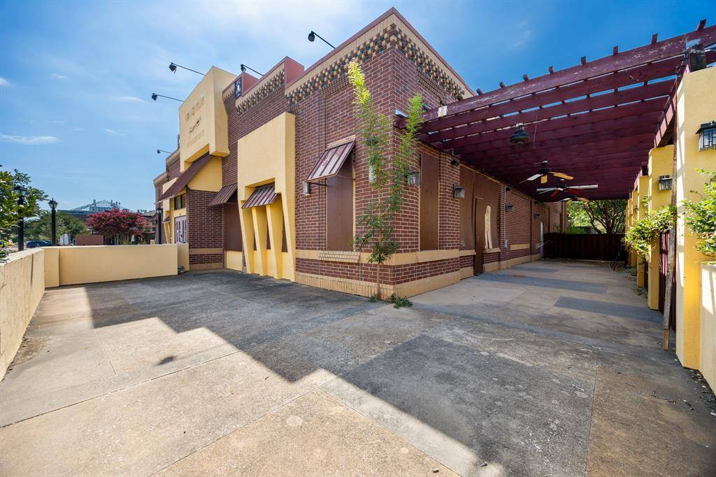 4460 Belt Line Road, Addison, TX 75001