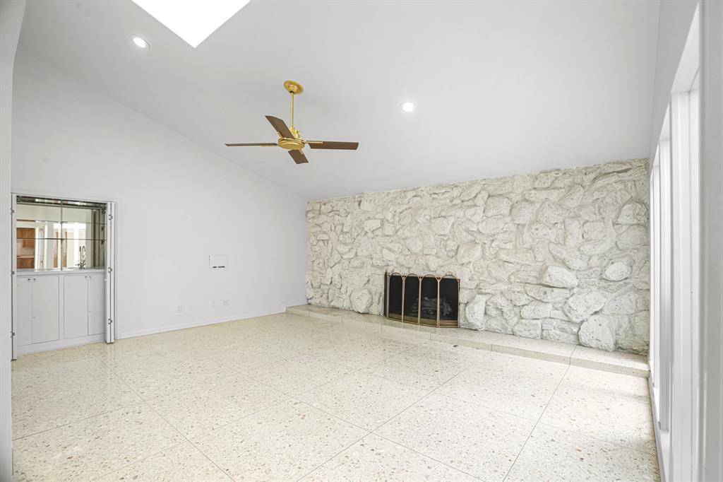 4452 Hockaday Drive, Dallas, TX 75229