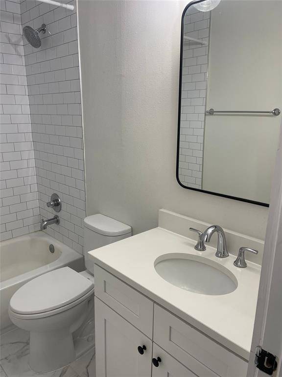 425 N Rosemont Avenue #111, Dallas, TX 75208