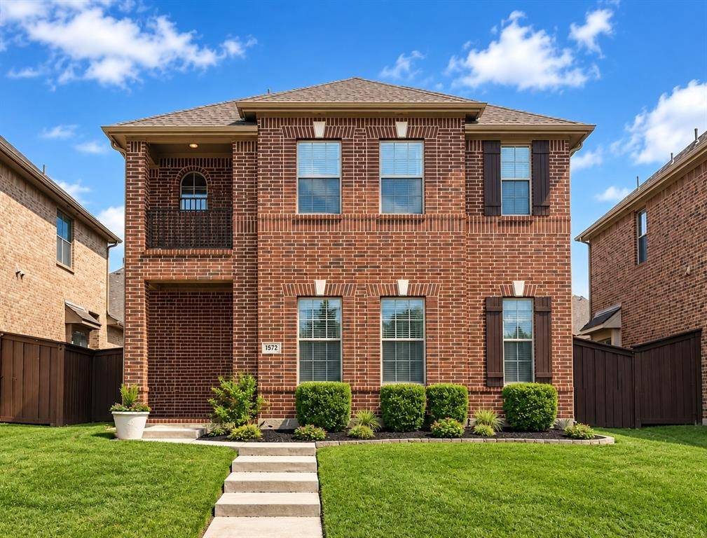 1572 Barksdale Drive, Lewisville, TX 75077
