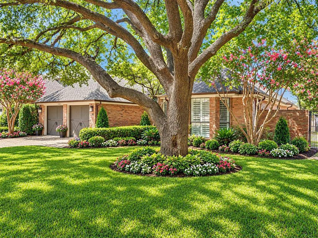 5325 Paladium Drive, Addison, TX 75254