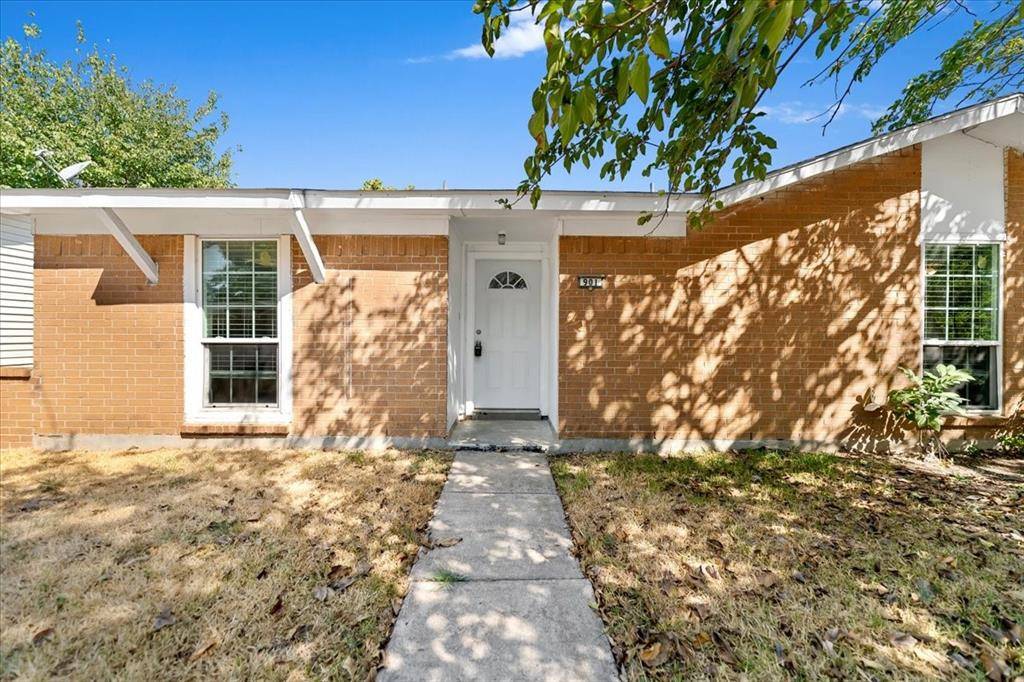 901 Wandering Way Drive, Allen, TX 75002