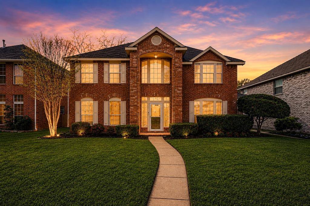 2829 Panorama Drive, Carrollton, TX 75007