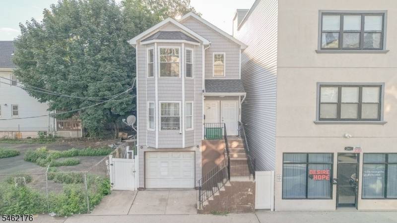 242 Graham Ave, Paterson City, NJ 07501