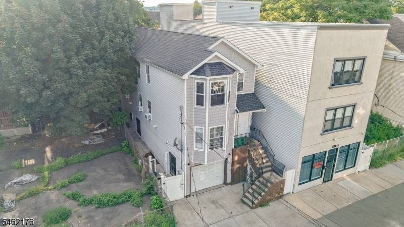 242 Graham Ave, Paterson City, NJ 07501