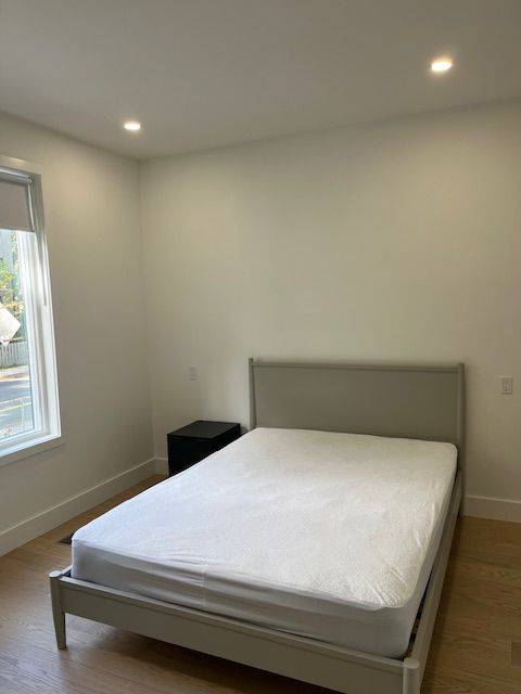 35 Denison AVE #101, Toronto C01, ON M5T 2M6
