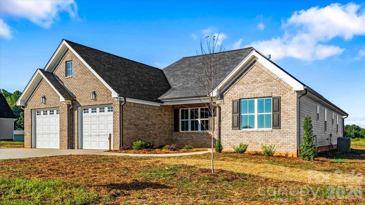 144 Greenhill RD, Mocksville, NC 27028