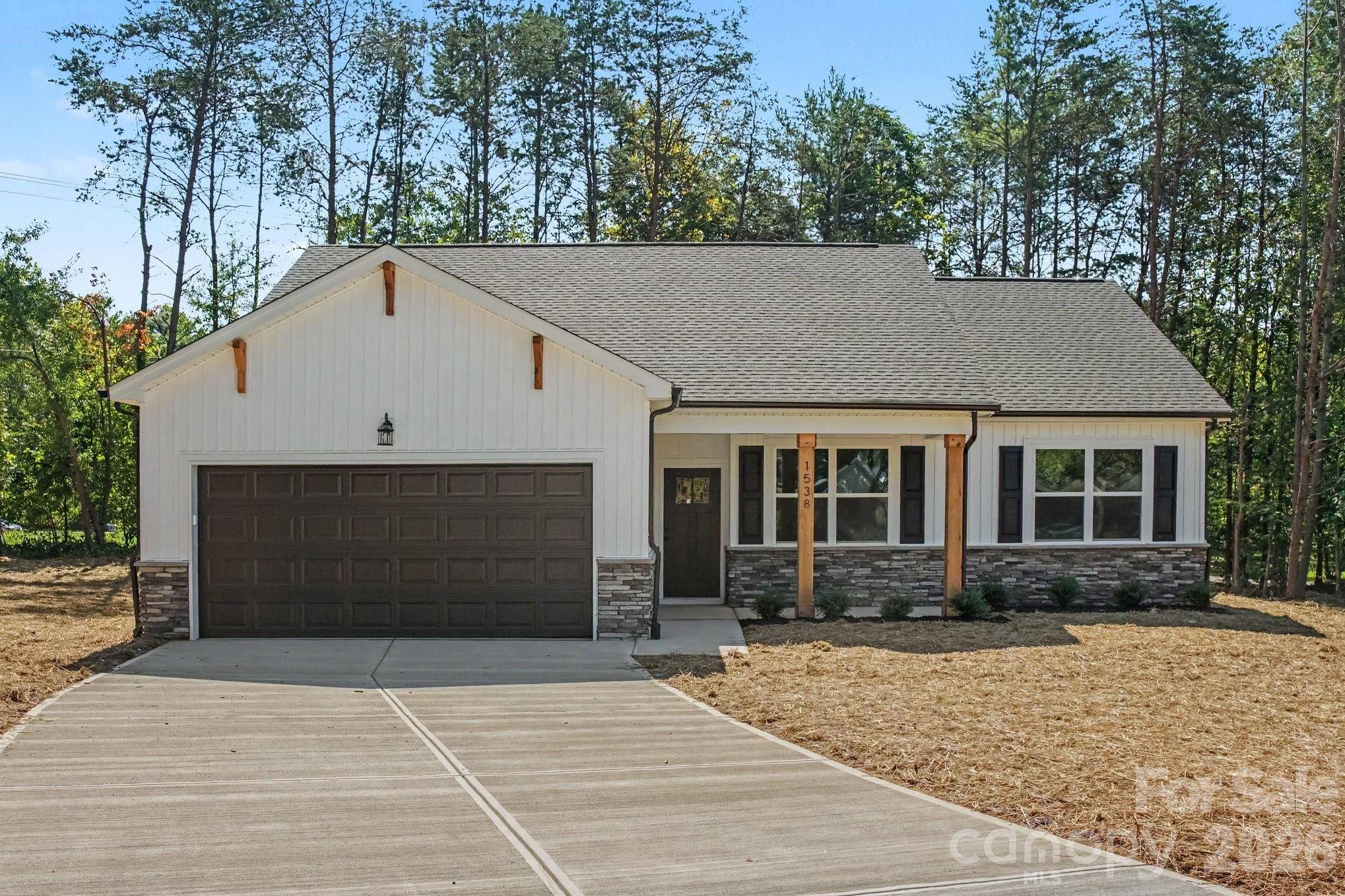 1538 34th Avenue LN NE, Hickory, NC 28601