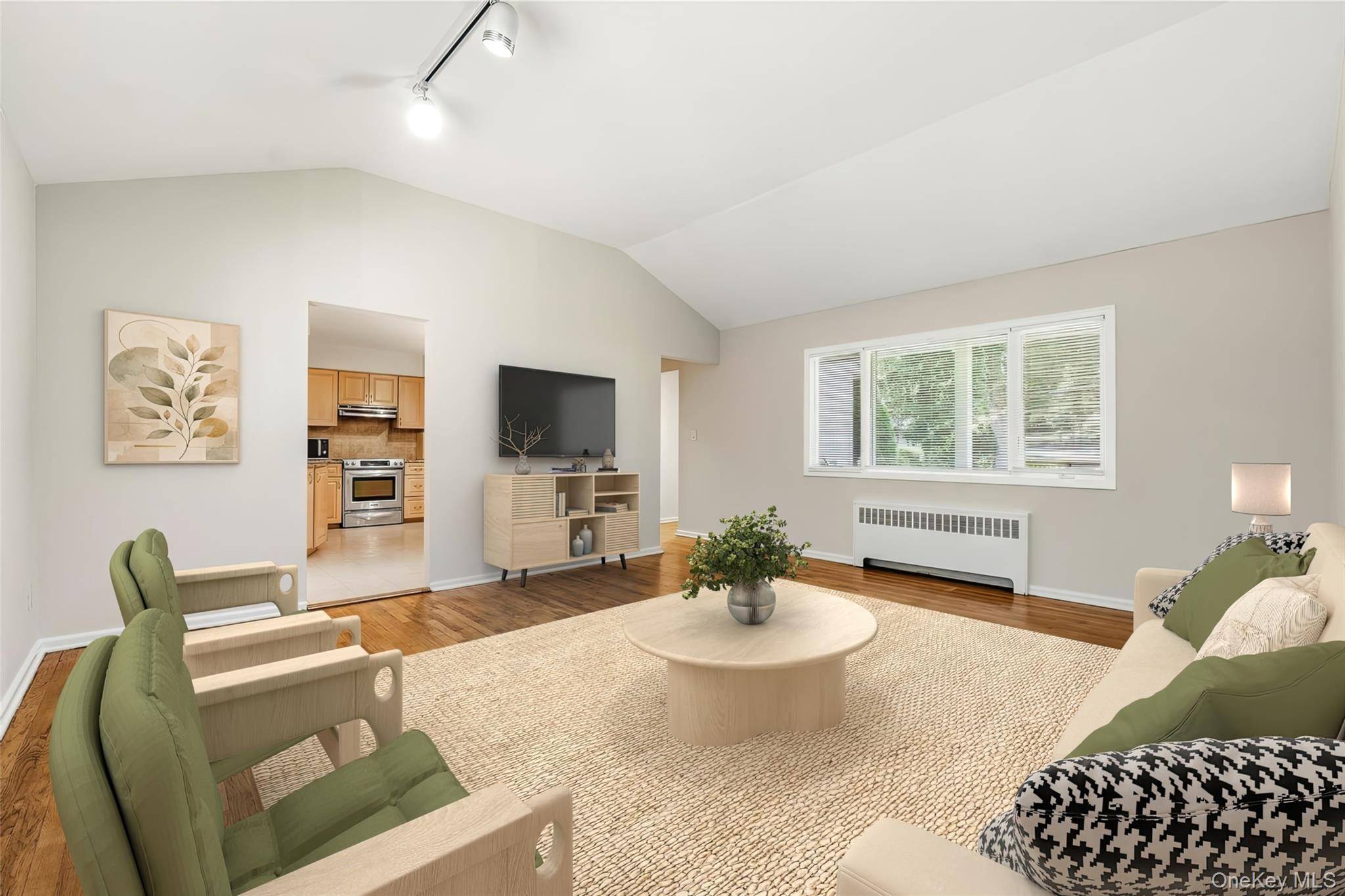1 Tudor PL, Hartsdale, NY 10530