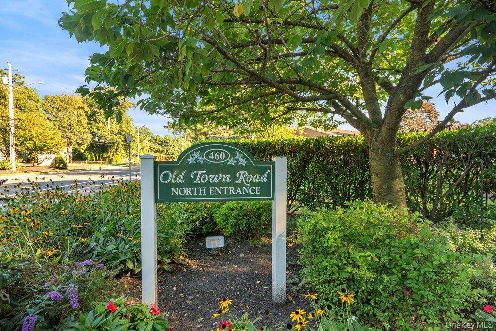460 Old Town RD #27L, Port Jefferson Station, NY 11776