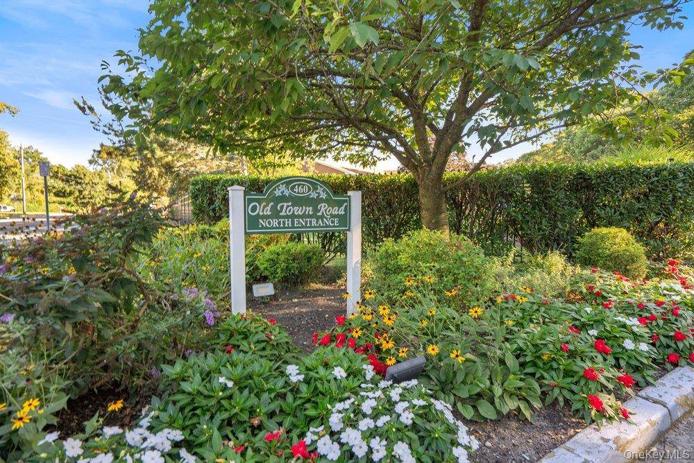 460 Old Town RD #27L, Port Jefferson Station, NY 11776