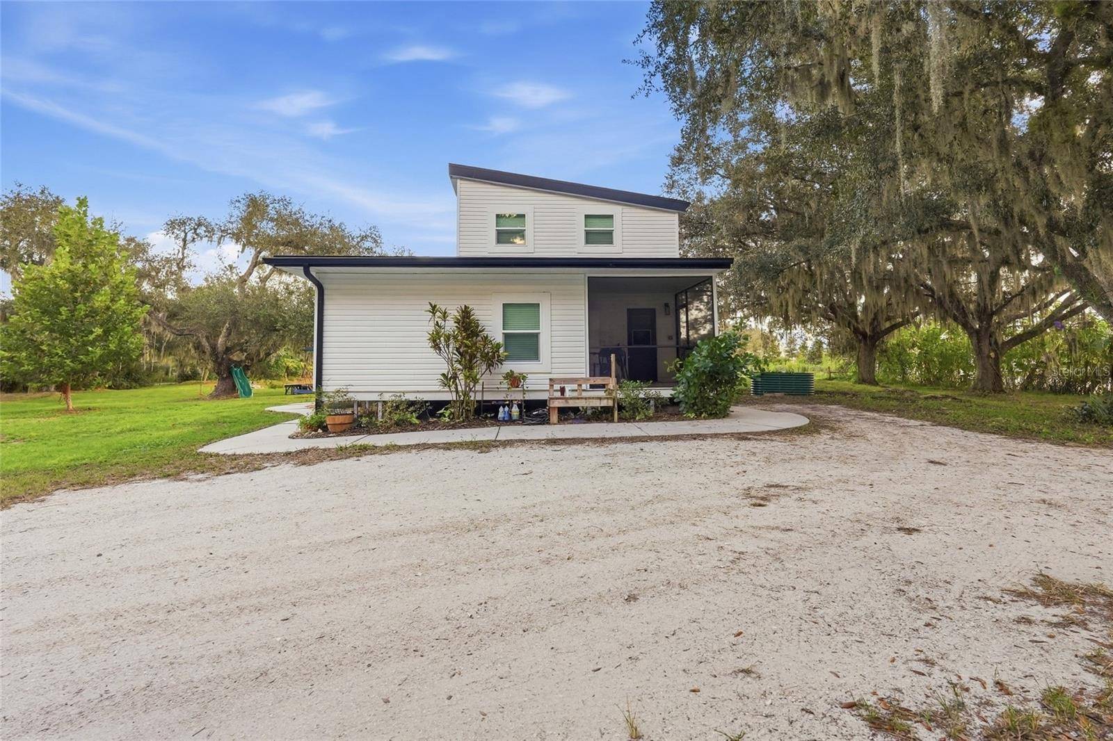 1132 LENA LN, Sarasota, FL 34240