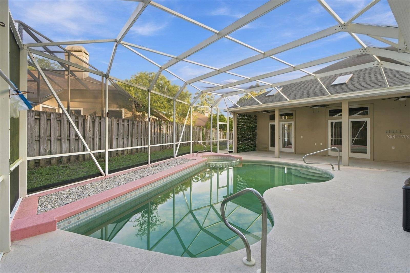 1120 SW 80TH DR, Gainesville, FL 32607