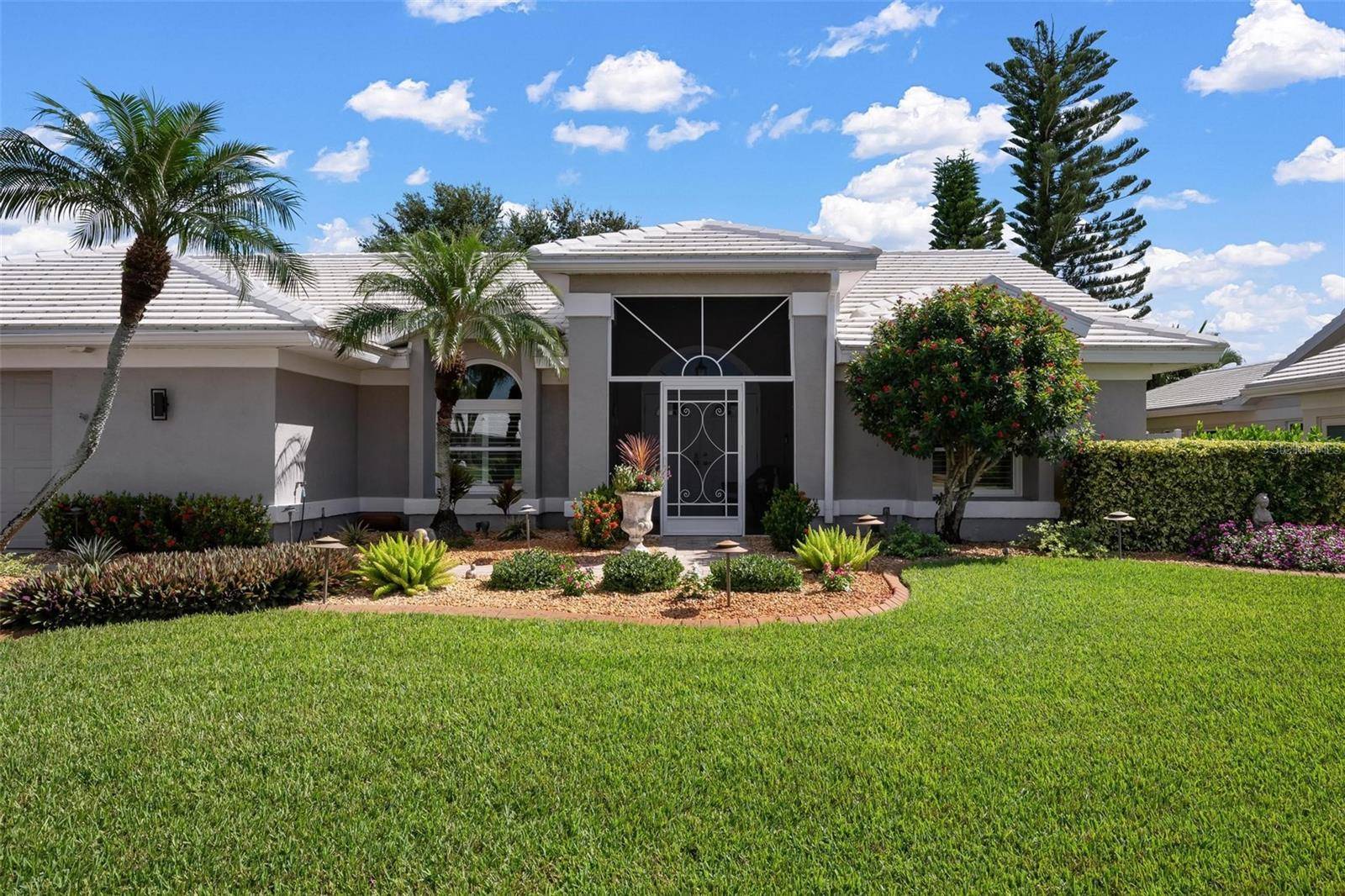 512 WARWICK DR, Venice, FL 34293
