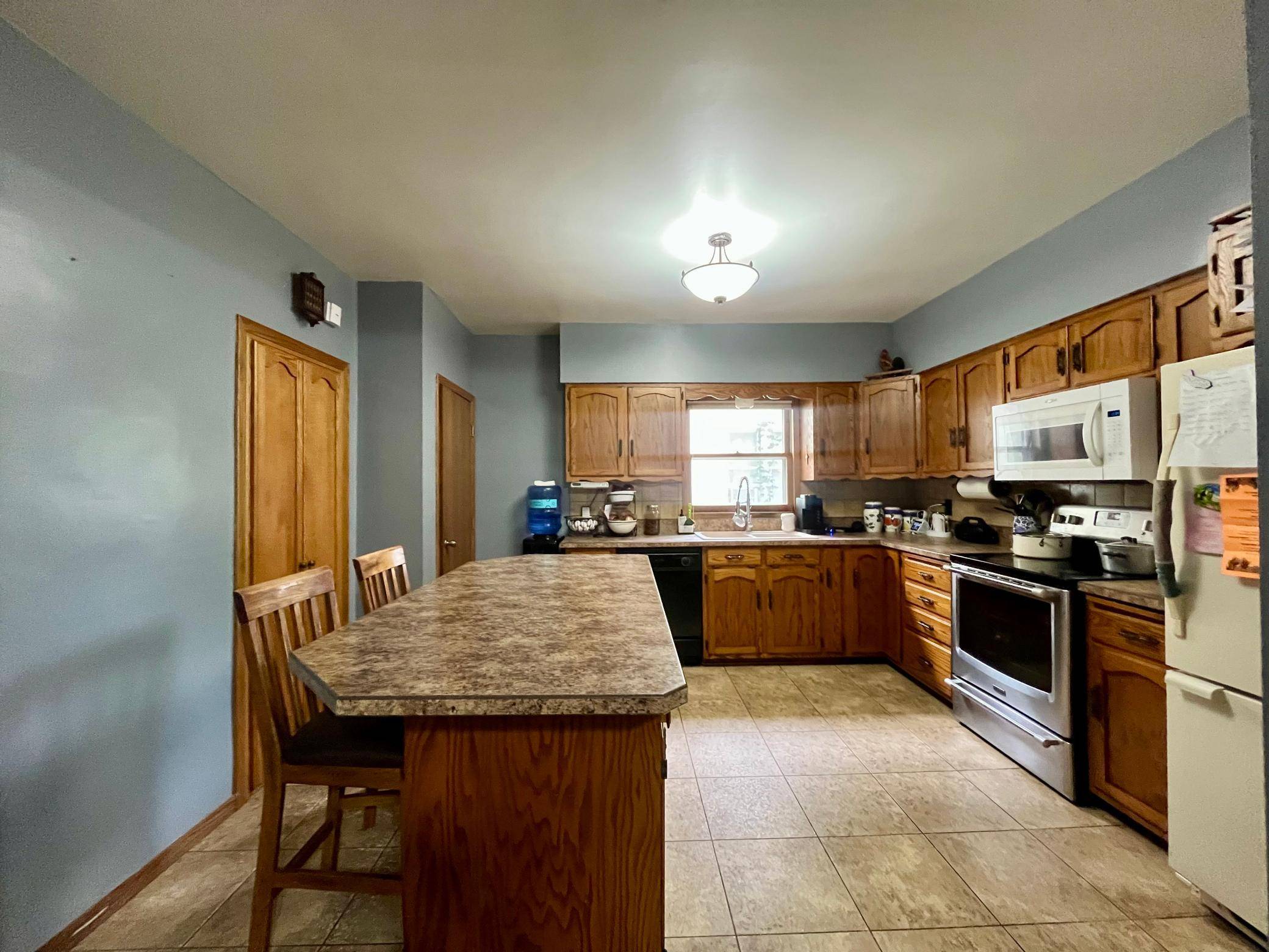 220 N 7th ST, Montevideo, MN 56265
