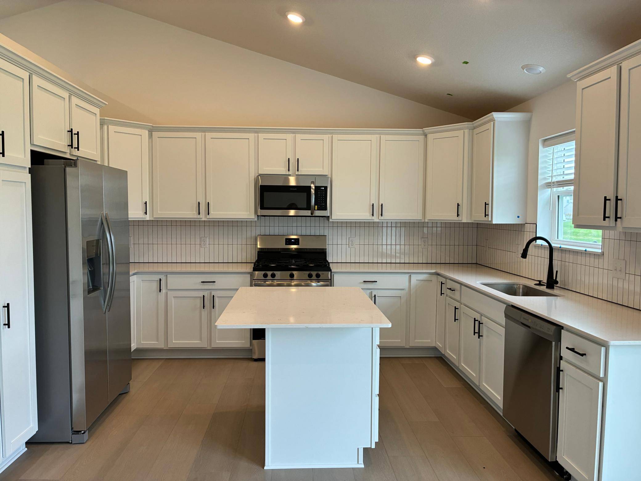 7690 109th ST S, Cottage Grove, MN 55016
