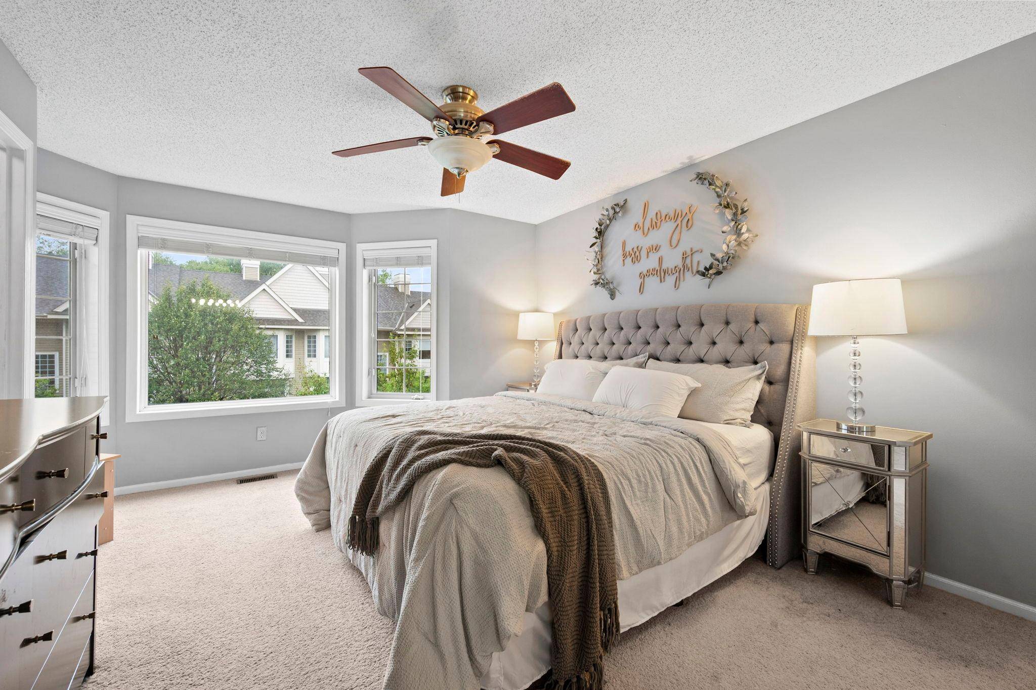 8796 Brunswick PATH #2401, Inver Grove Heights, MN 55076