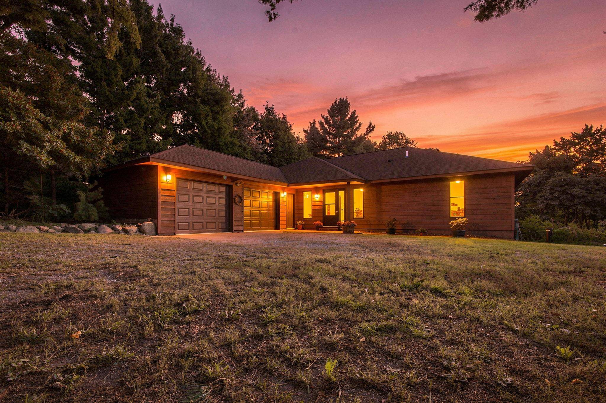 1171 County RD E, Spooner, WI 54801