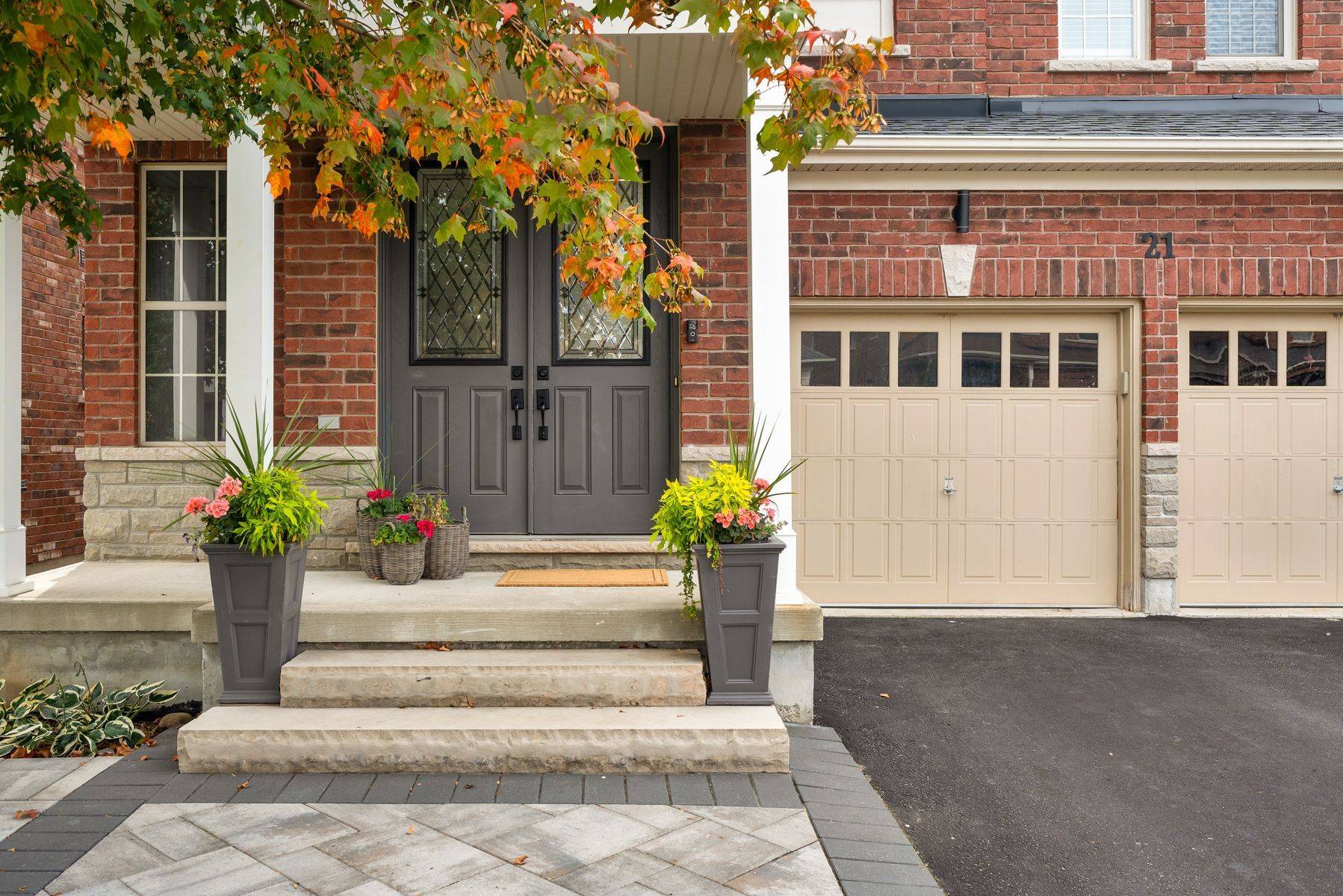 21 Boyces Creek CT, Caledon, ON L7C 3S1