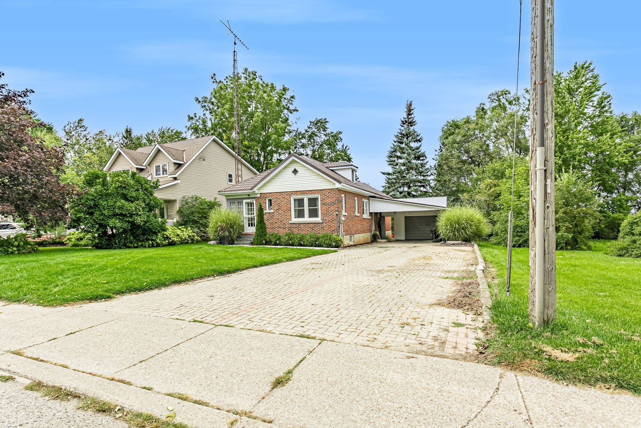 120 Loveys ST E, East Zorra-tavistock, ON N0L 1J0
