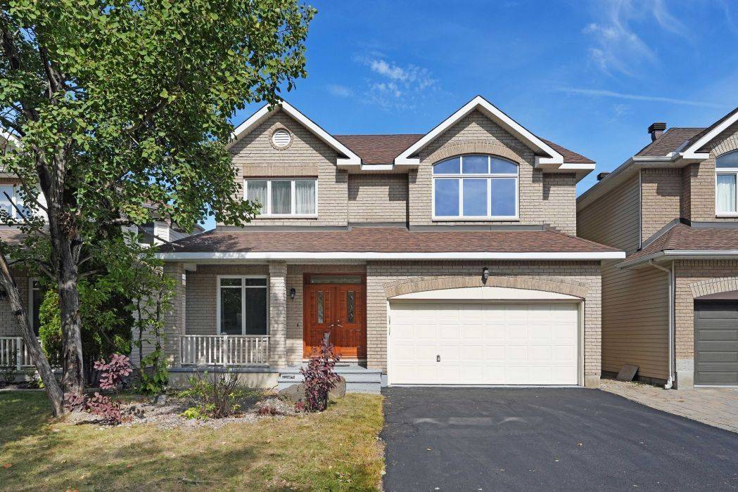 5 Escade DR, Barrhaven, ON K2G 6R9
