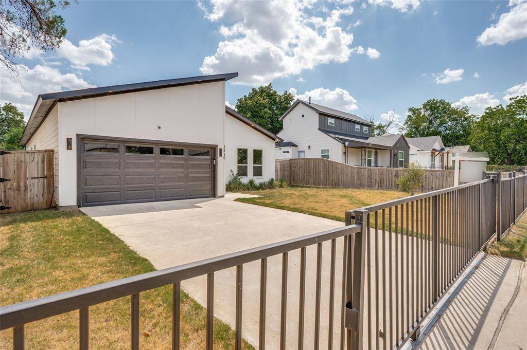 1210 Morrell Avenue, Dallas, TX 75203