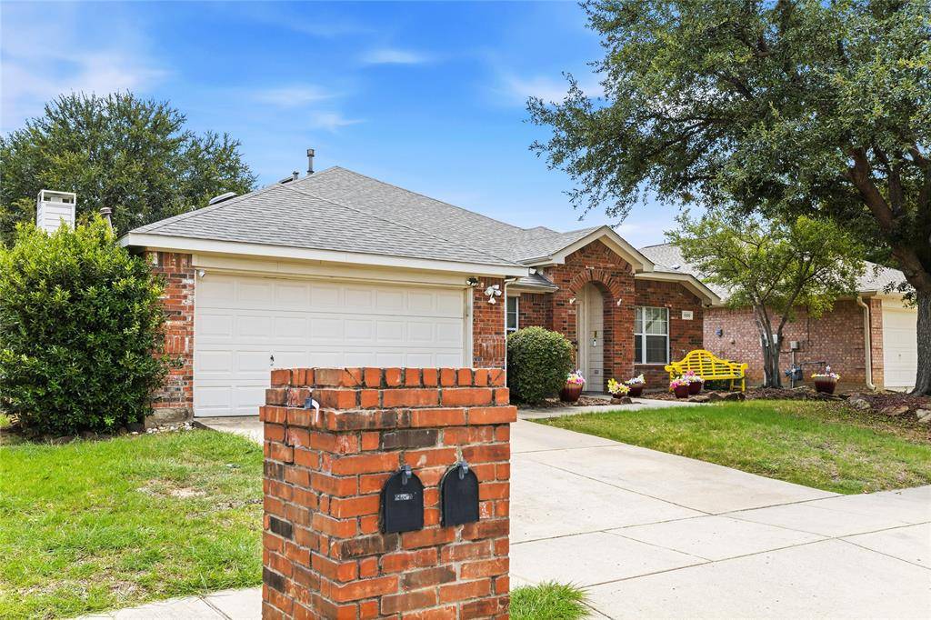 1320 Cattle Crossing Drive, Fort Worth, TX 76131