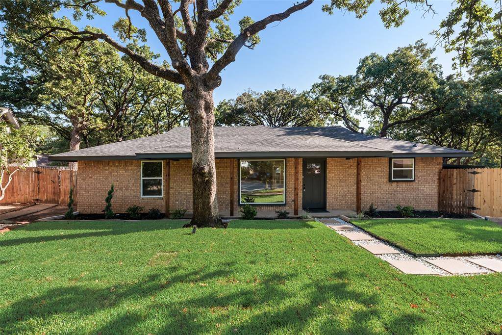 3500 Raynorwood Court, Arlington, TX 76015
