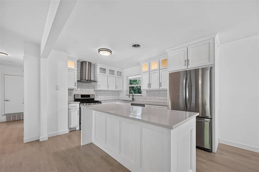 13749 Pyramid Drive, Farmers Branch, TX 75234